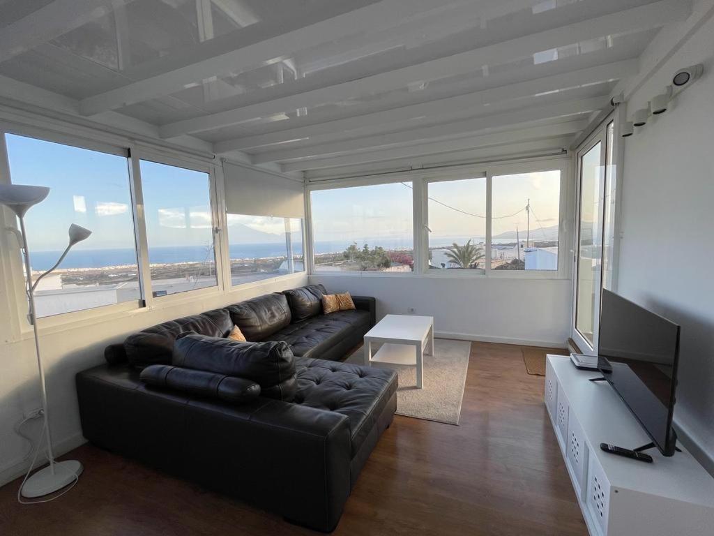 Casa Aloes Apartment Tías Екстериор снимка