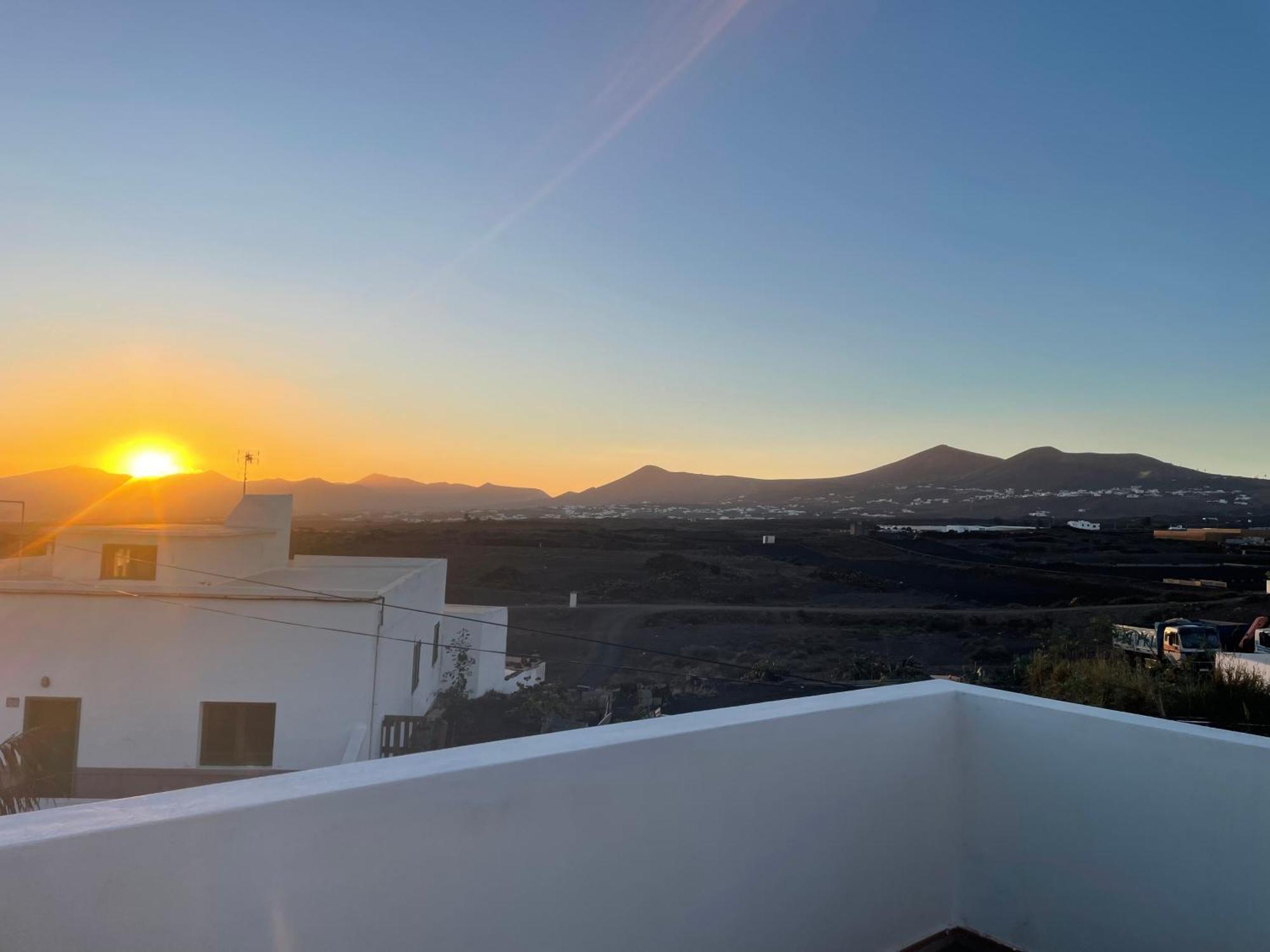 Casa Aloes Apartment Tías Екстериор снимка